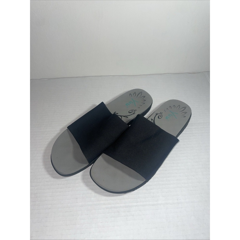 Yuu Casie Black Slide on Sandal Women's 8M